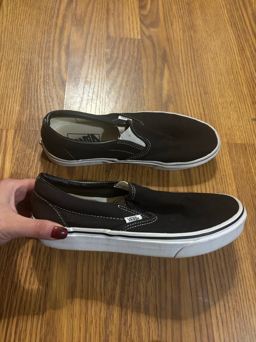 Vans Black/ White Slip-On Canvas Skateboarding Grunge Sneakers- Men’s 7.5